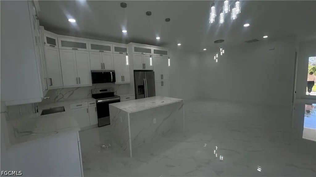 350 Limerick Avenue S Lehigh Acres FL 33974