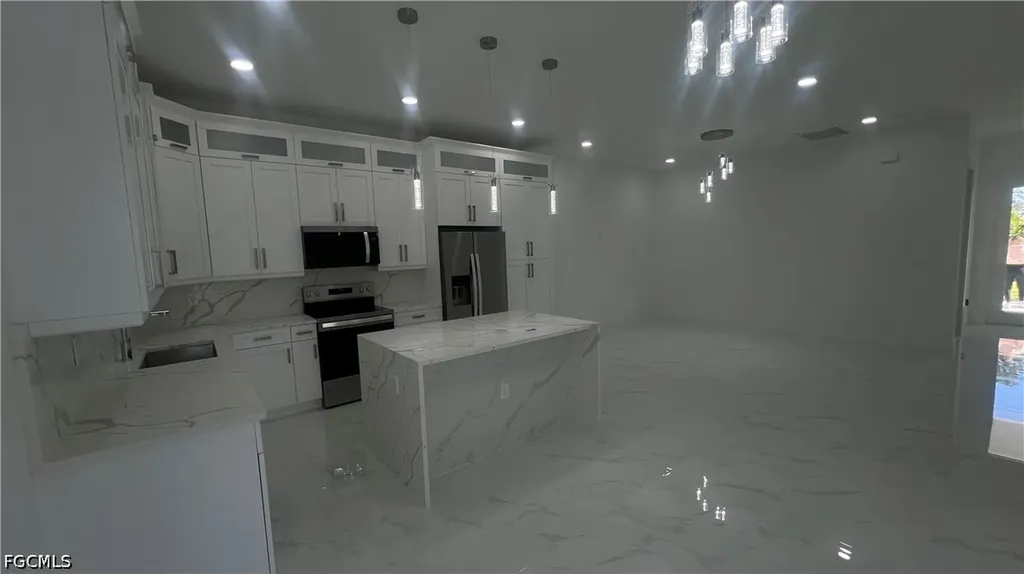 350 Limerick Avenue S Lehigh Acres FL 33974