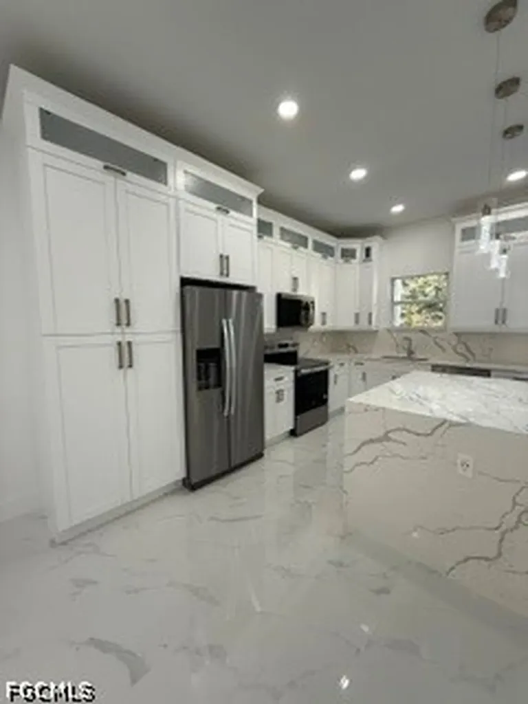 350 Limerick Avenue S Lehigh Acres FL 33974