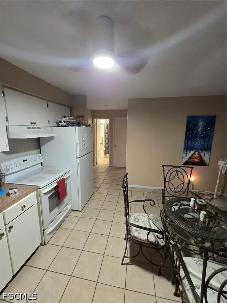 4901 Victoria Drive Cape Coral FL 33904