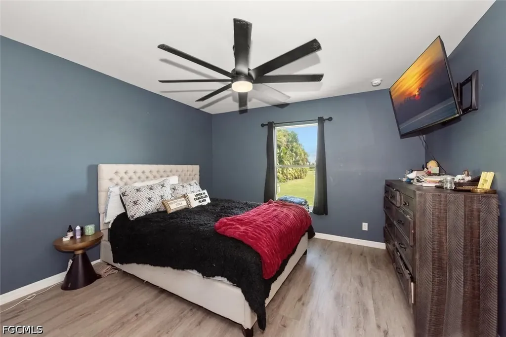 2049 NE 25th Street Cape Coral FL 33909