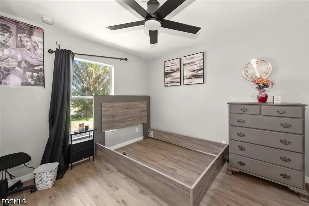 2049 NE 25th Street Cape Coral FL 33909