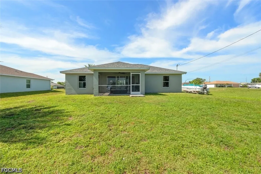 2049 NE 25th Street Cape Coral FL 33909