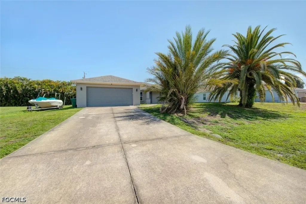 2049 NE 25th Street Cape Coral FL 33909