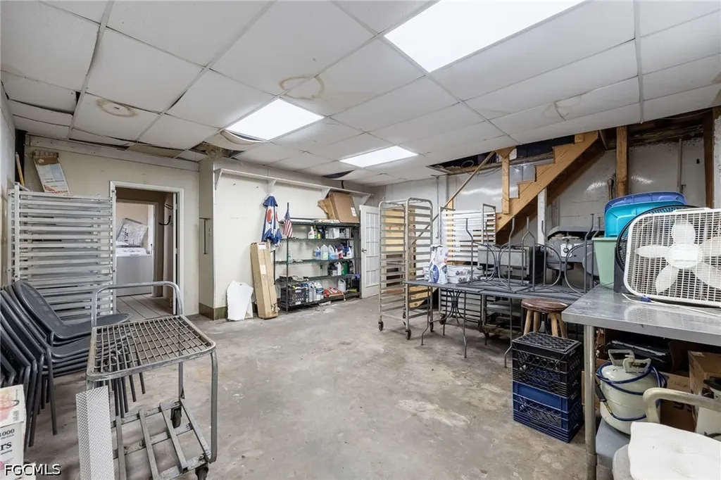 916 SE 14th Avenue Cape Coral FL 33990