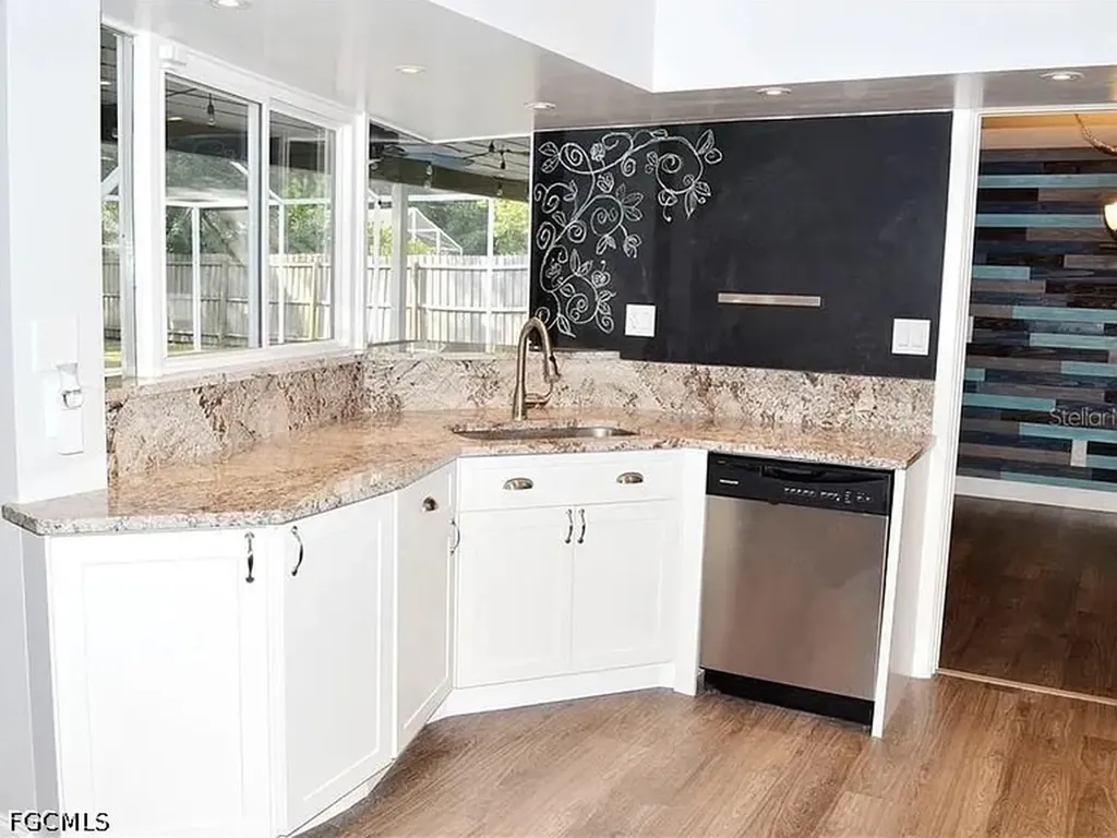 1889 Oak Park Drive N Clearwater FL 33764