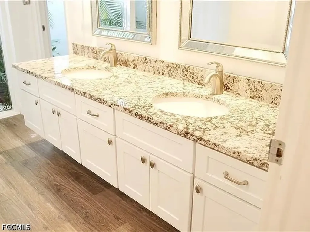1889 Oak Park Drive N Clearwater FL 33764