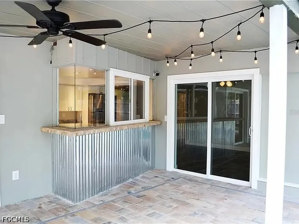 1889 Oak Park Drive N Clearwater FL 33764