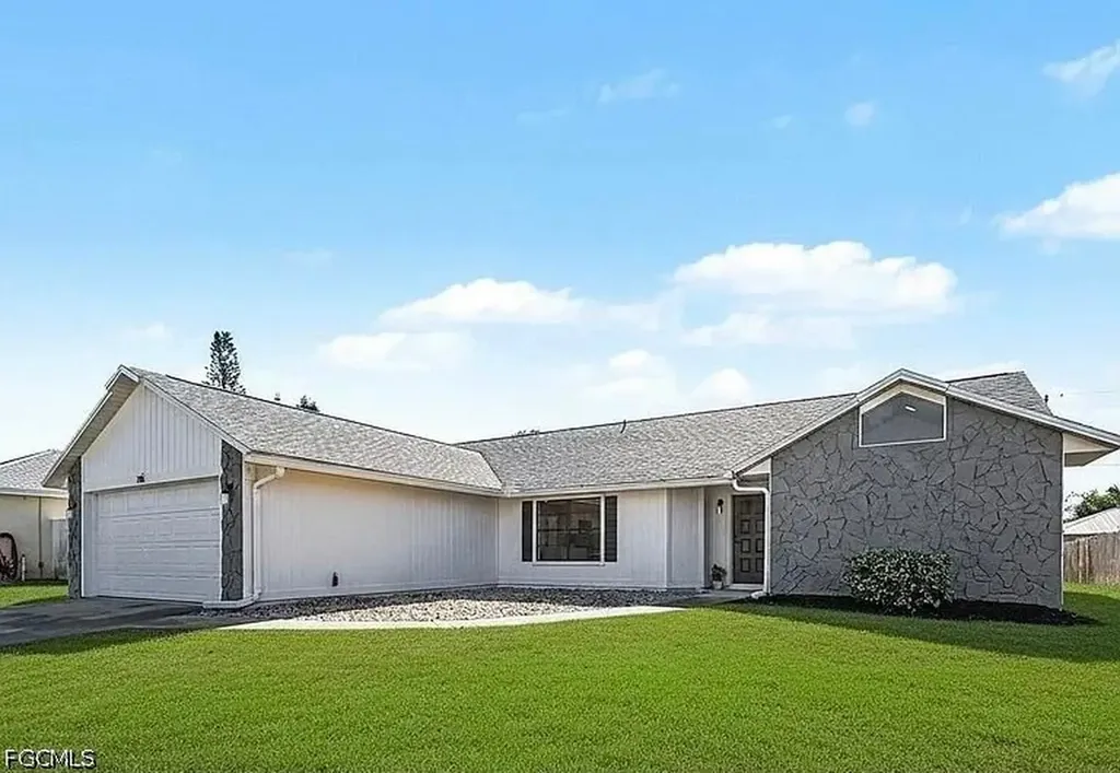 786 Hamm Street NW Palm Bay FL 32907