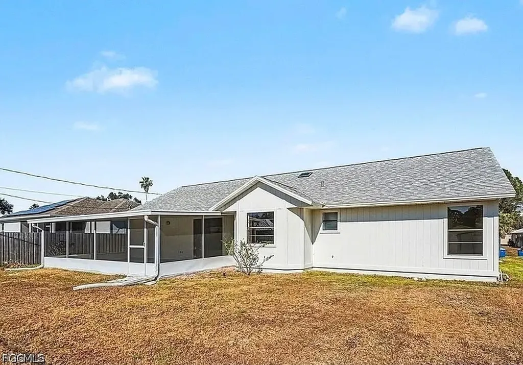 786 Hamm Street NW Palm Bay FL 32907