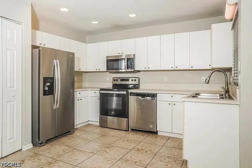 5211 Cedar Hammock Court Sarasota FL 34232