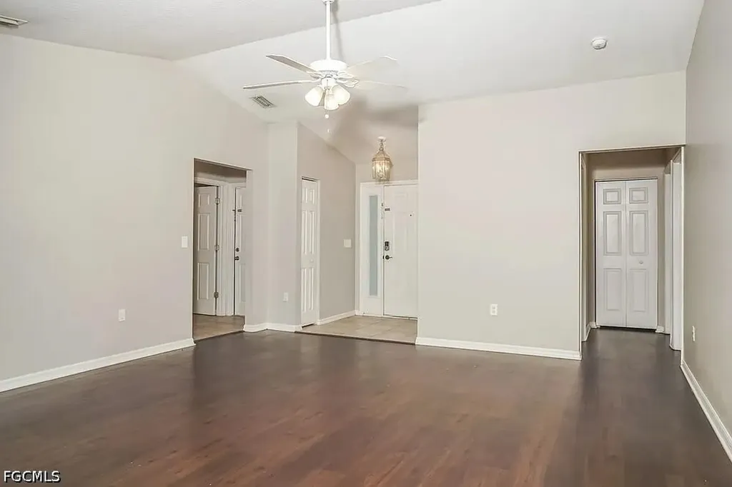 5211 Cedar Hammock Court Sarasota FL 34232