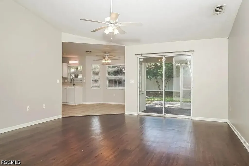 5211 Cedar Hammock Court Sarasota FL 34232