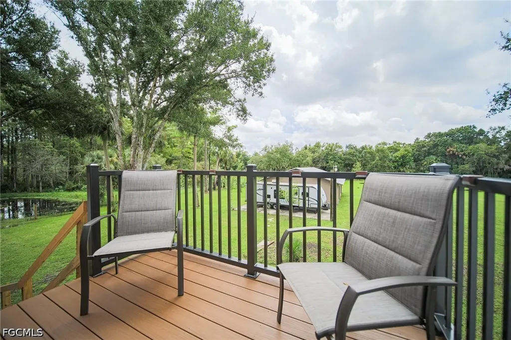 5961 Pangola Road Fort Myers FL 33905