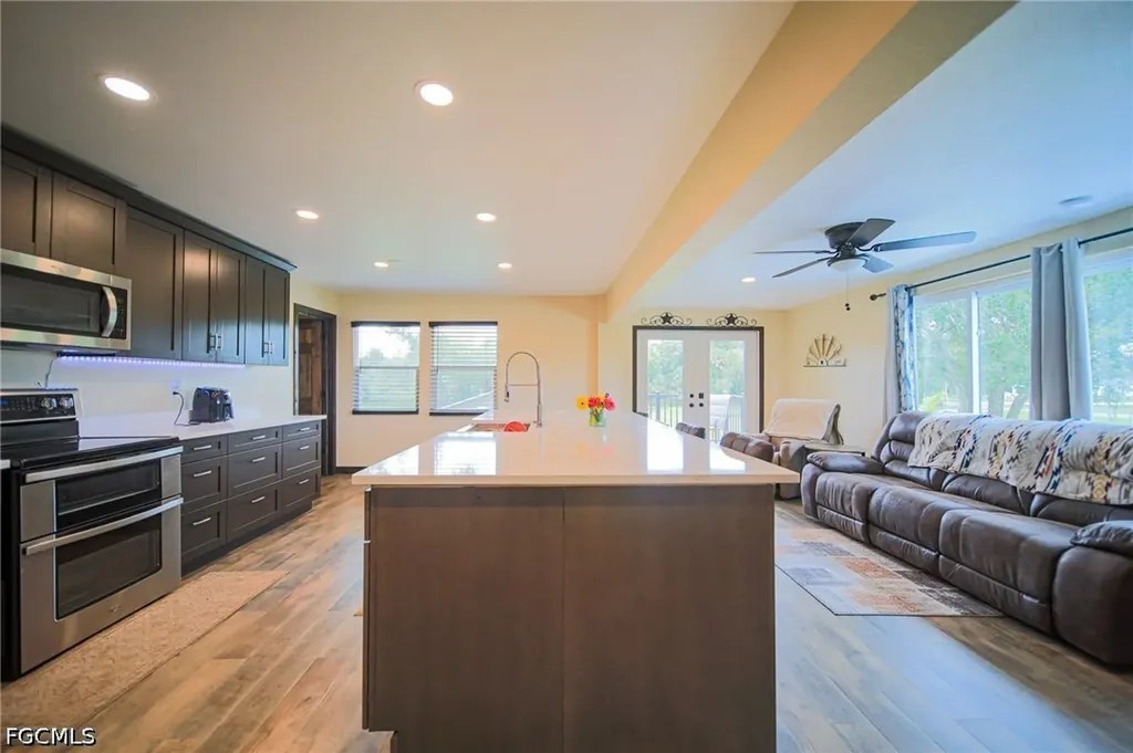 5961 Pangola Road Fort Myers FL 33905