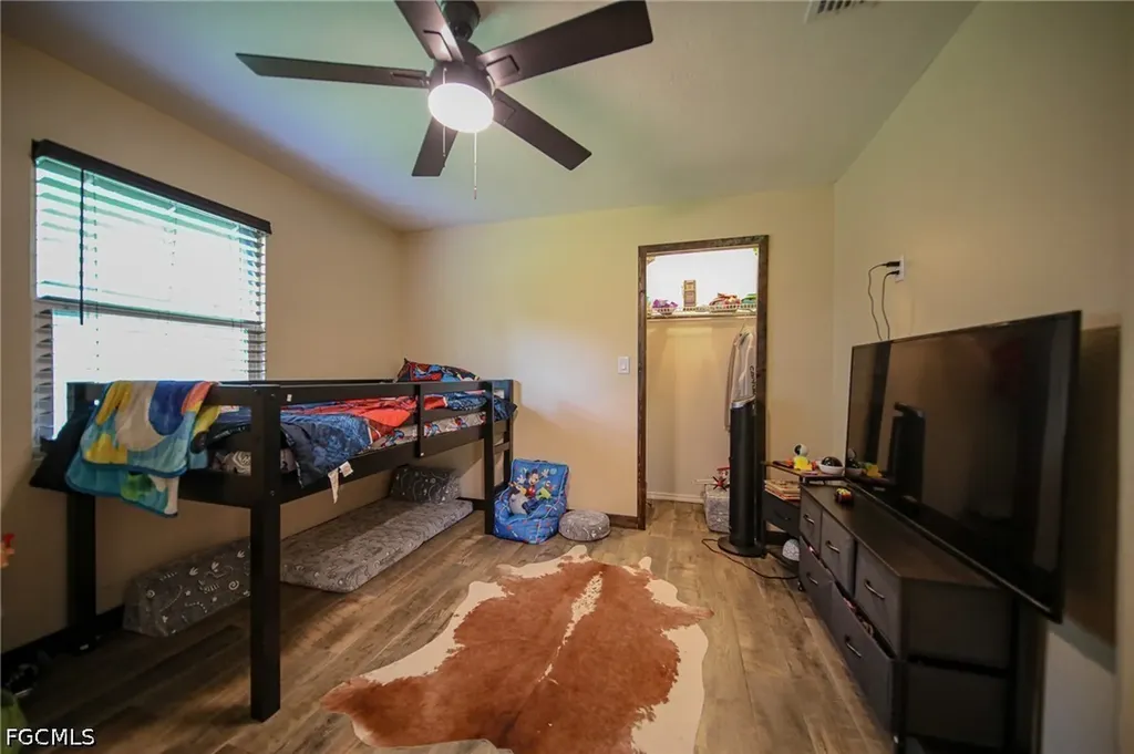 5961 Pangola Road Fort Myers FL 33905