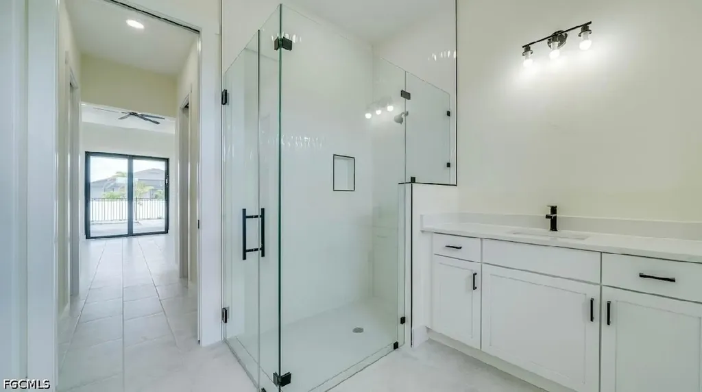 141 SW 37 Place Cape Coral FL 33993
