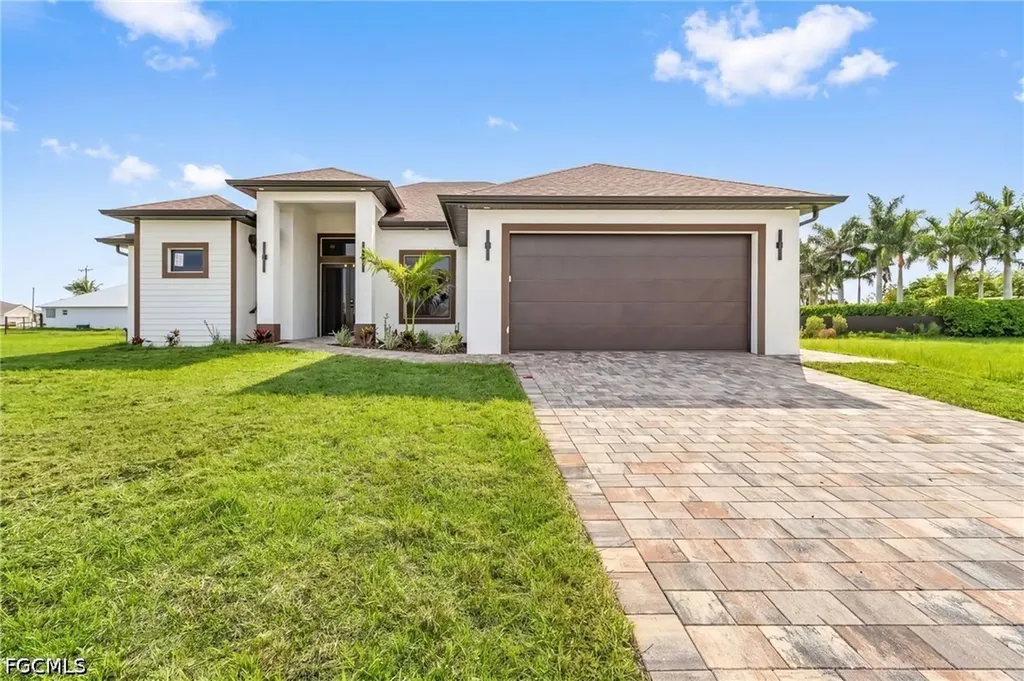 7 SW 19th Place Cape Coral FL 33991