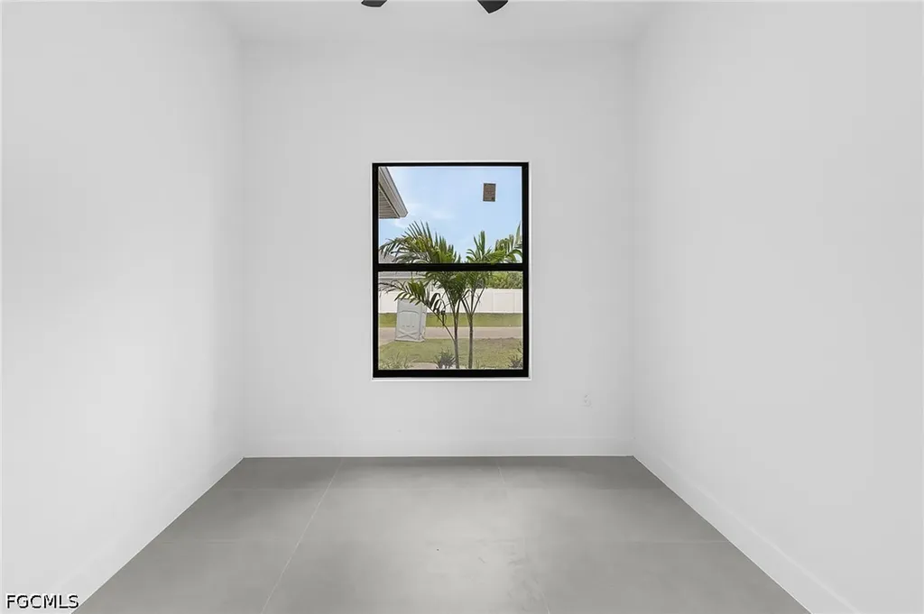 7 SW 19th Place Cape Coral FL 33991