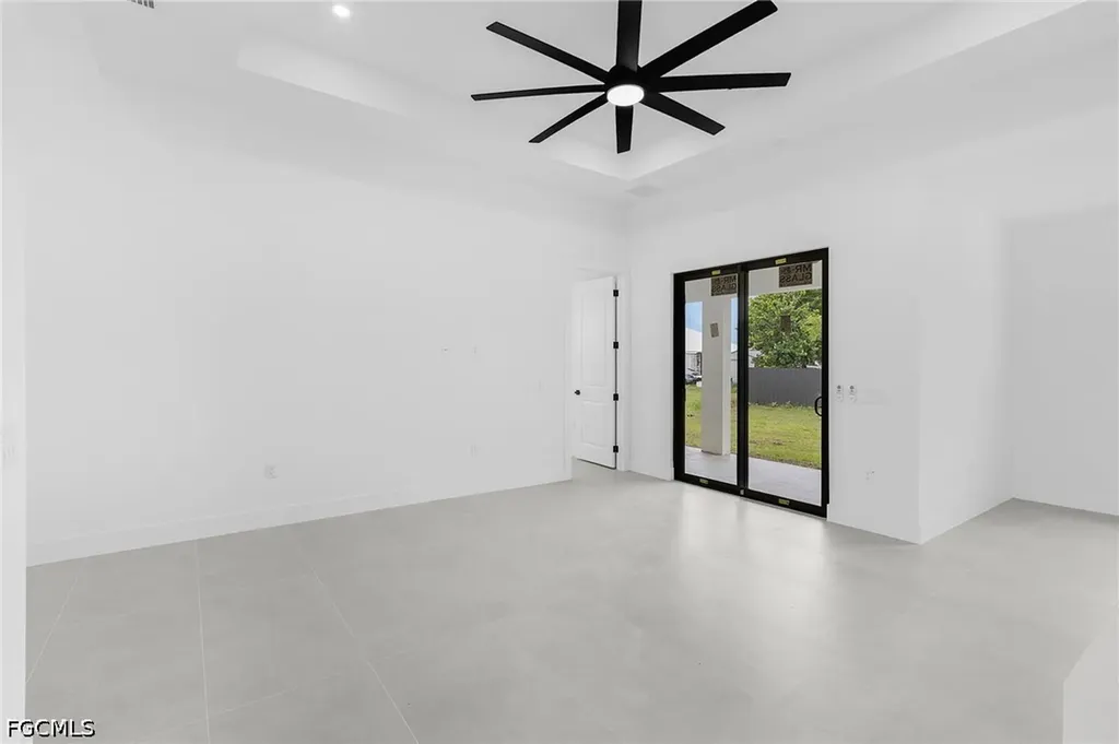 7 SW 19th Place Cape Coral FL 33991