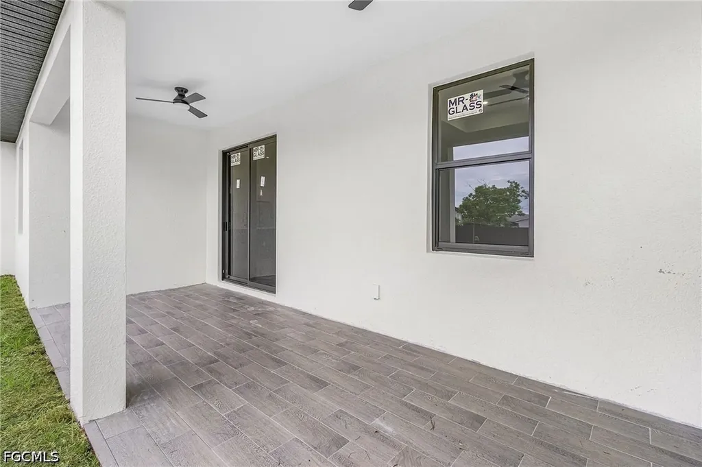 7 SW 19th Place Cape Coral FL 33991