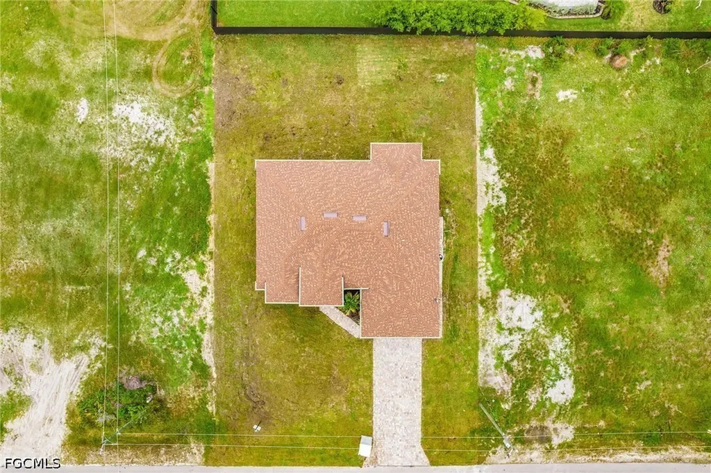 7 SW 19th Place Cape Coral FL 33991