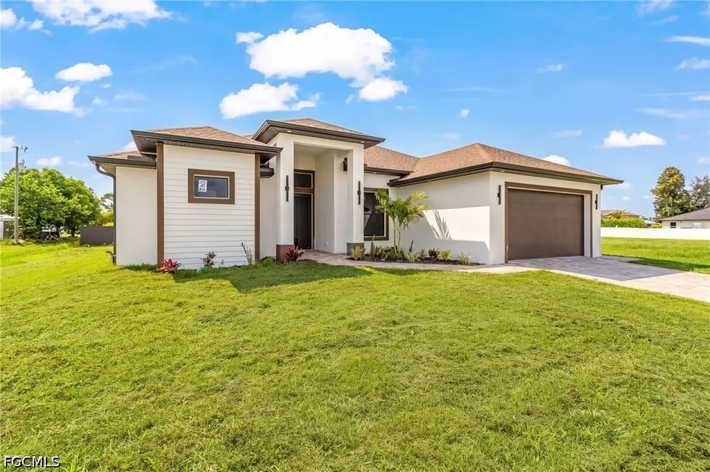 7 SW 19th Place Cape Coral FL 33991