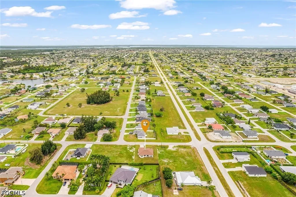 7 SW 19th Place Cape Coral FL 33991