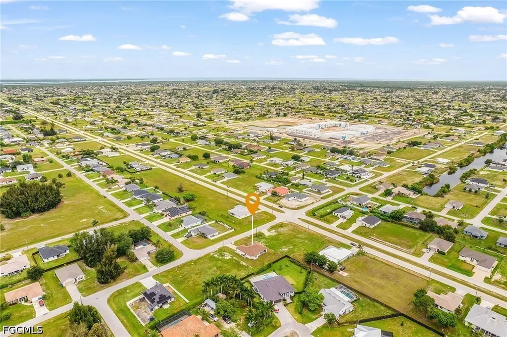 7 SW 19th Place Cape Coral FL 33991