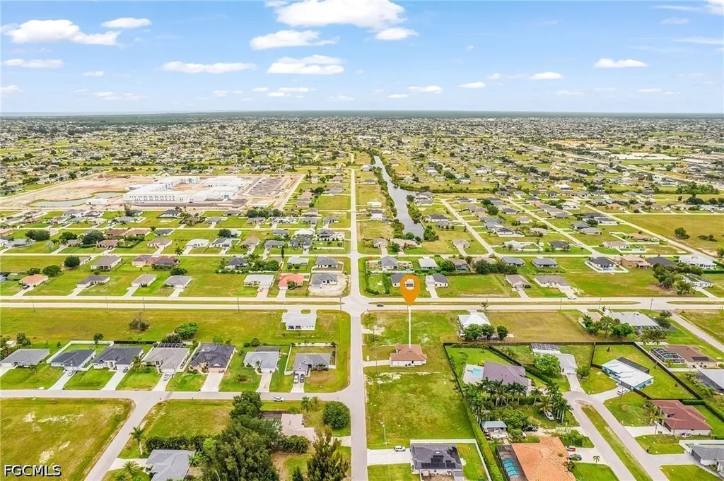 7 SW 19th Place Cape Coral FL 33991