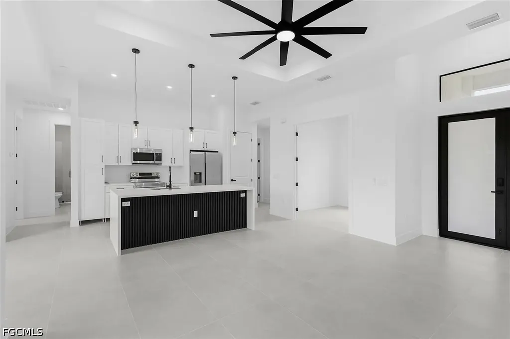 7 SW 19th Place Cape Coral FL 33991
