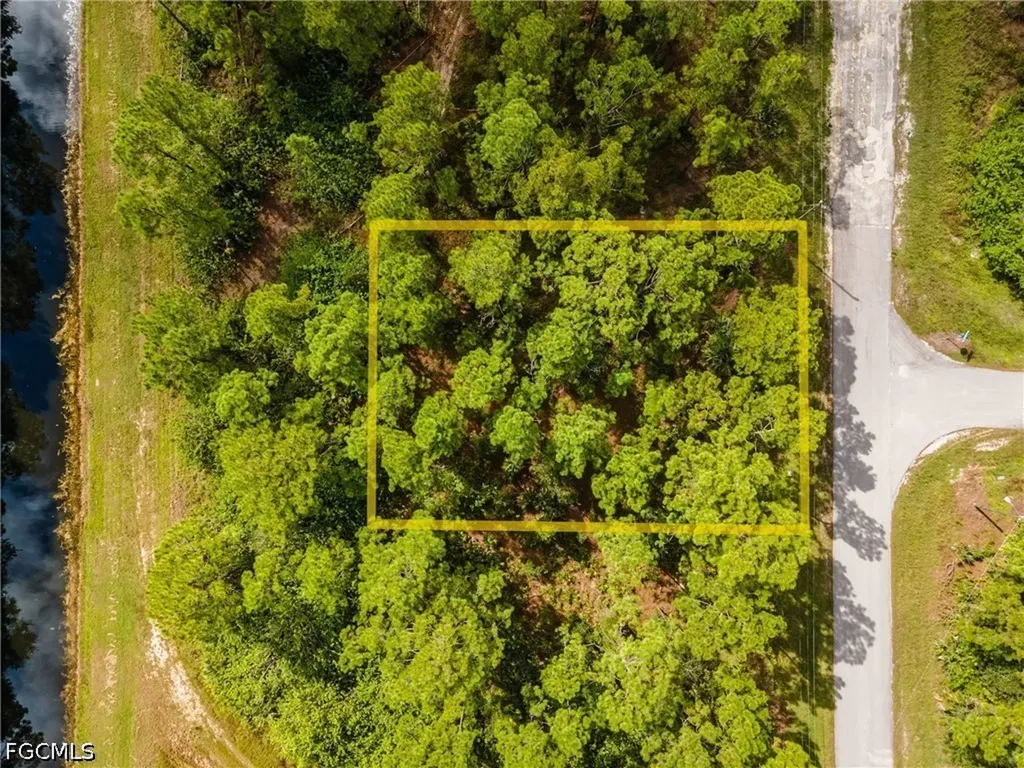 231 Thornton Avenue S Lehigh Acres FL 33974