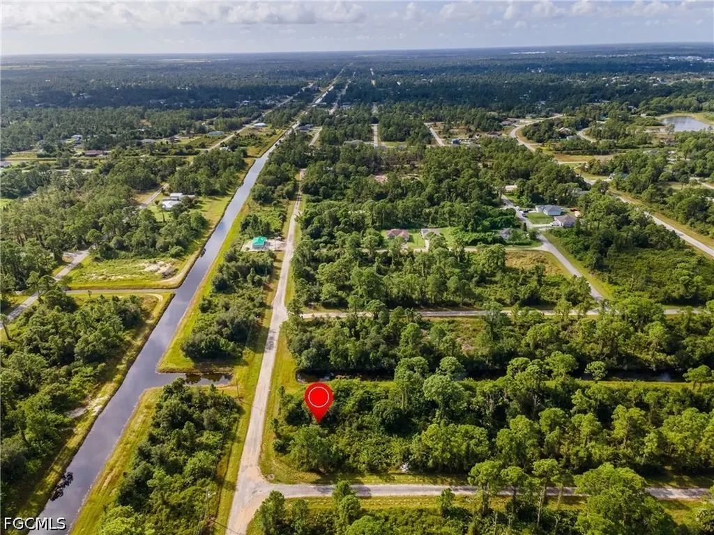 1068 Belmont Street E Lehigh Acres FL 33974