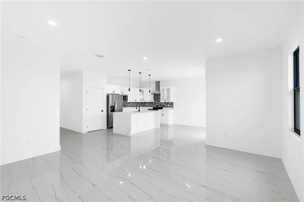 7071 Tide Circle Labelle FL 33935