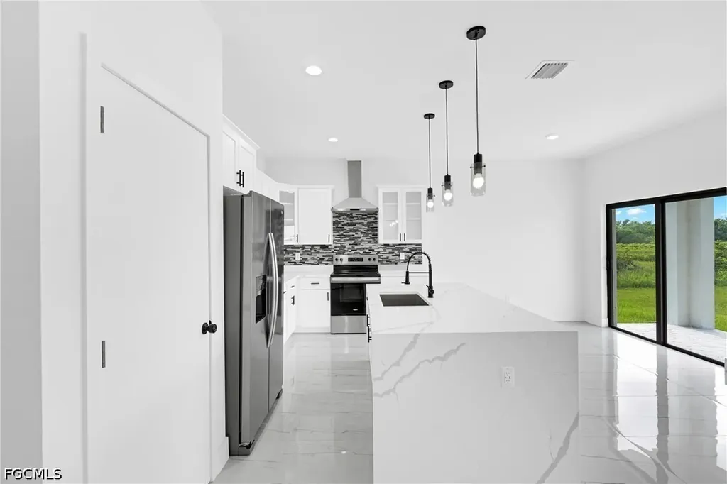 7071 Tide Circle Labelle FL 33935