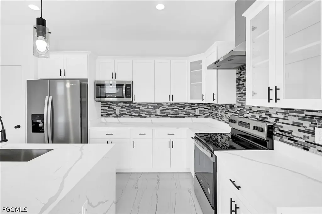 7071 Tide Circle Labelle FL 33935