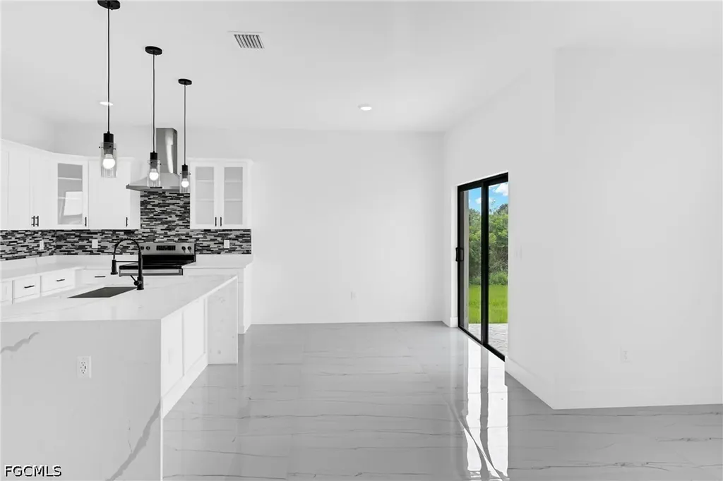 7071 Tide Circle Labelle FL 33935