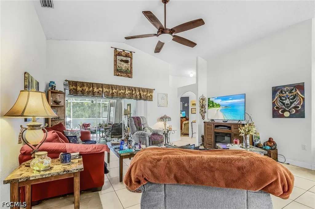 1409 SE 2nd Terrace Cape Coral FL 33990