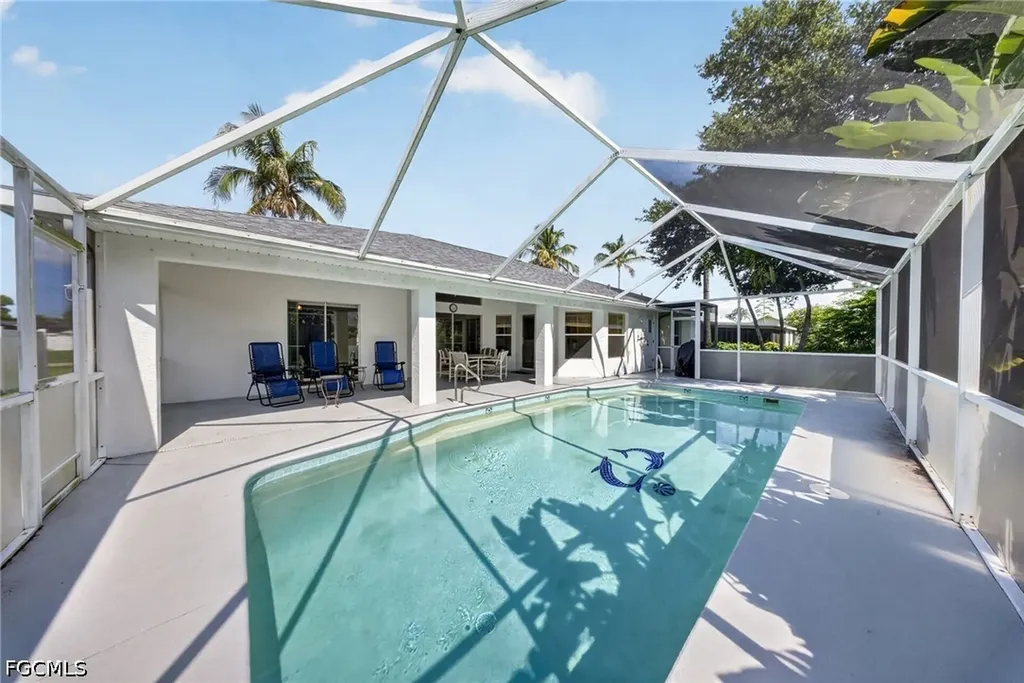 705 SW 9th Avenue Cape Coral FL 33991