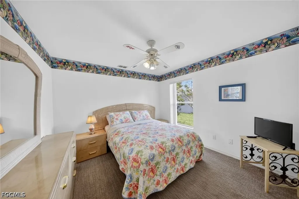705 SW 9th Avenue Cape Coral FL 33991
