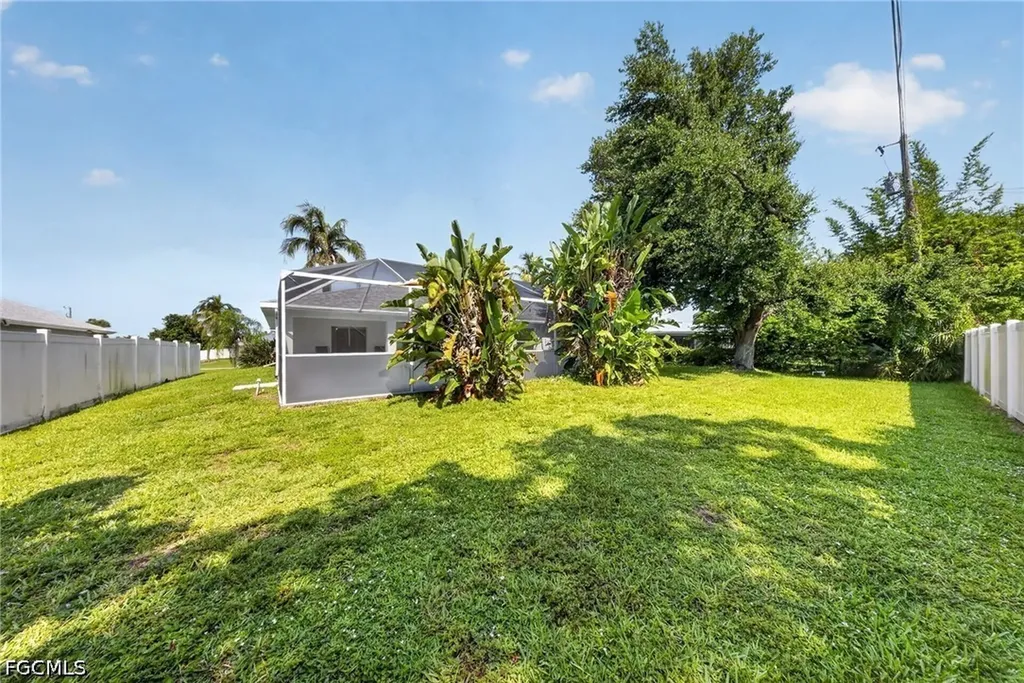 705 SW 9th Avenue Cape Coral FL 33991