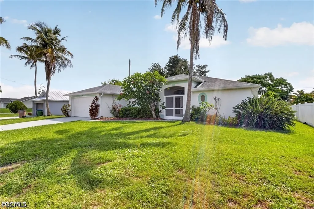705 SW 9th Avenue Cape Coral FL 33991