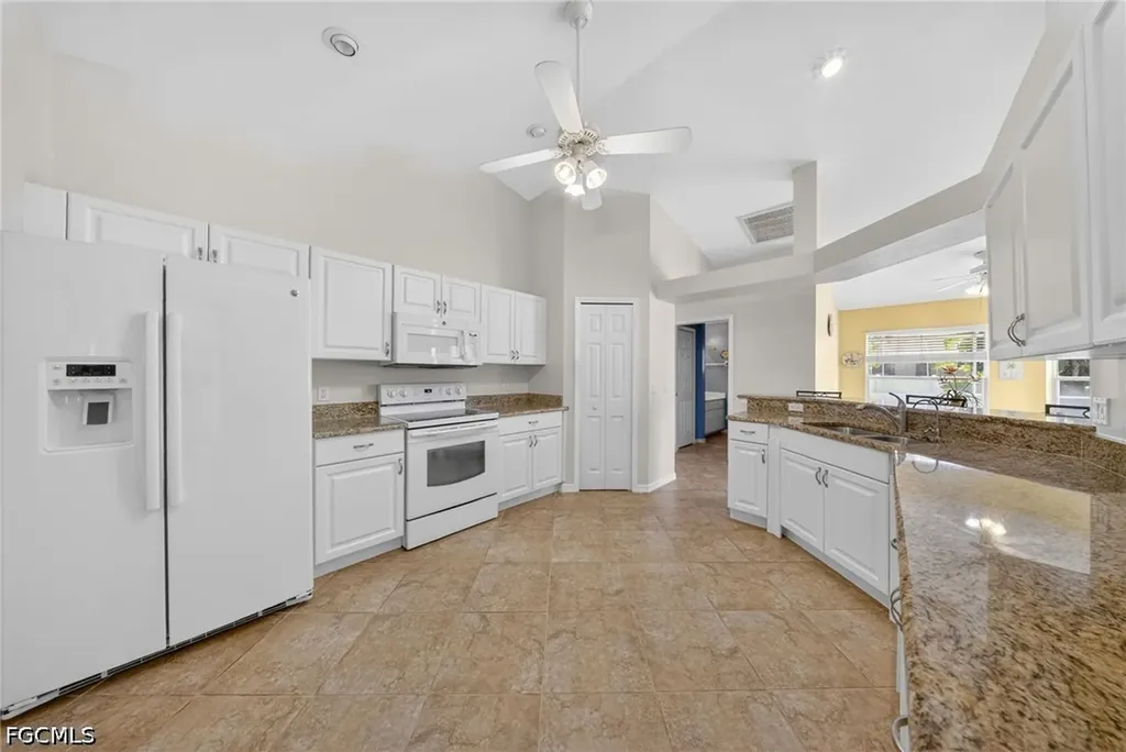 705 SW 9th Avenue Cape Coral FL 33991