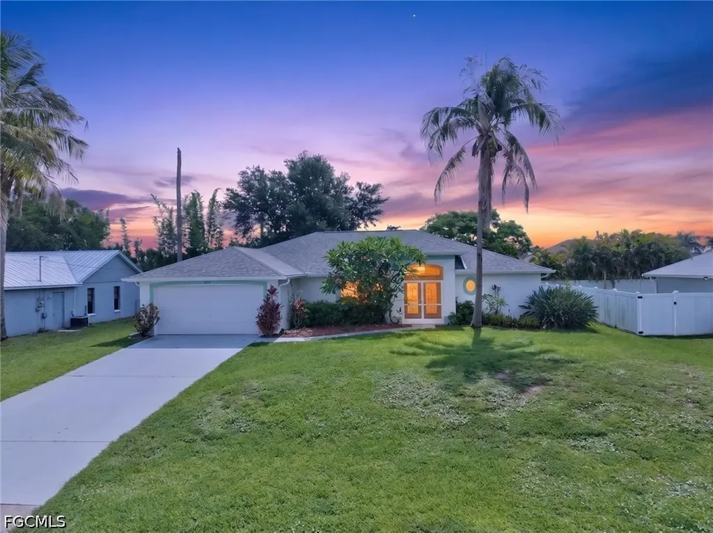 705 SW 9th Avenue Cape Coral FL 33991