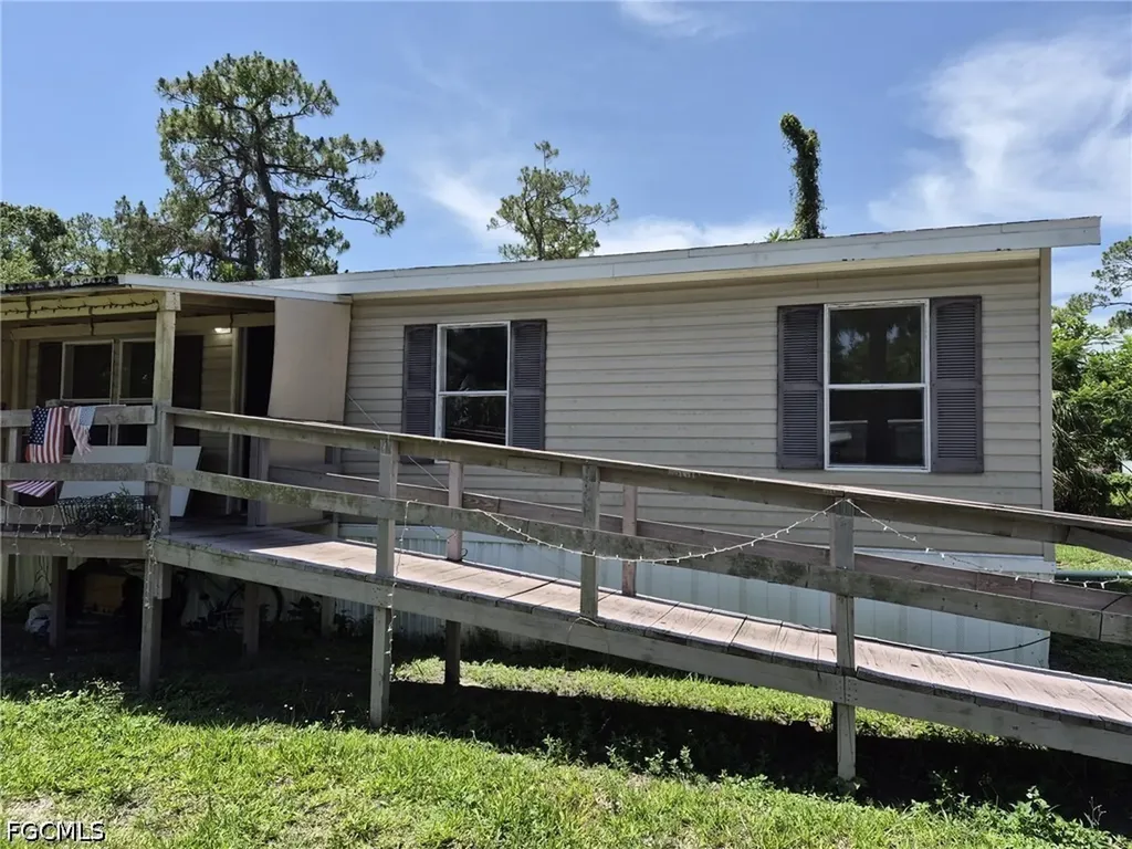 7616 Marx Drive North Fort Myers FL 33917