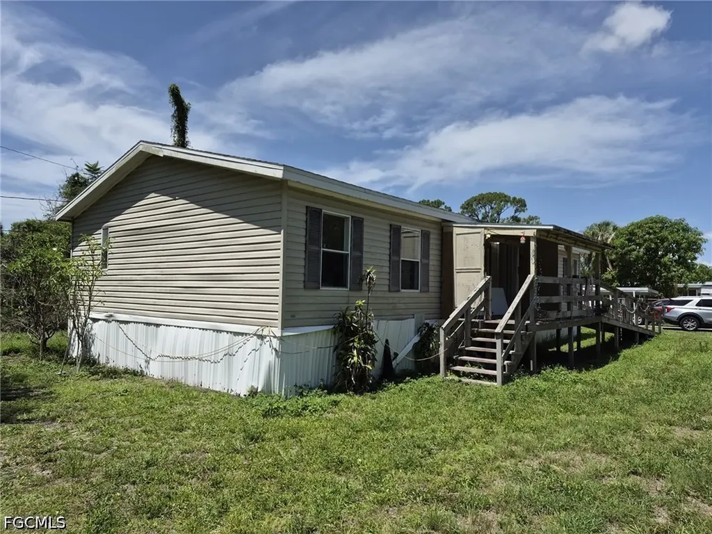 7616 Marx Drive North Fort Myers FL 33917