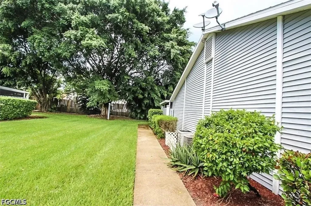 6220 Timberwood Circle Fort Myers FL 33908