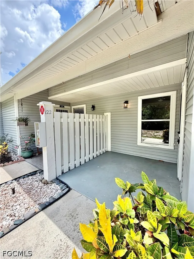 6220 Timberwood Circle Fort Myers FL 33908