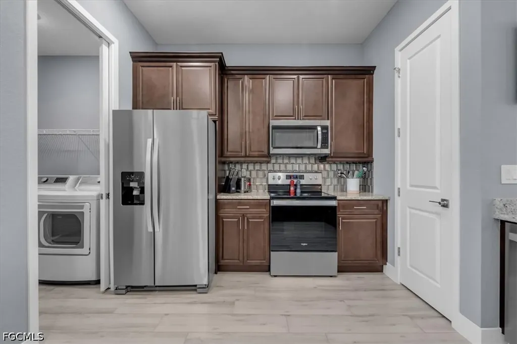 1504 NW 17th Terrace Cape Coral FL 33993