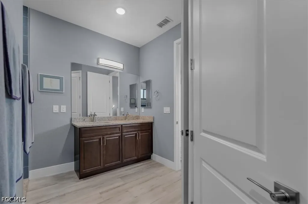 1504 NW 17th Terrace Cape Coral FL 33993